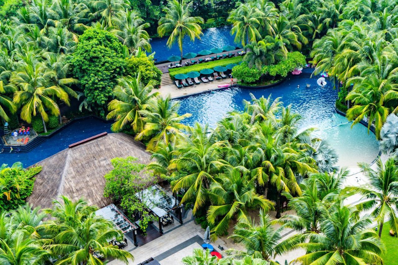 Pullman Oceanview Sanya Bay Resort & Spa Екстериор снимка