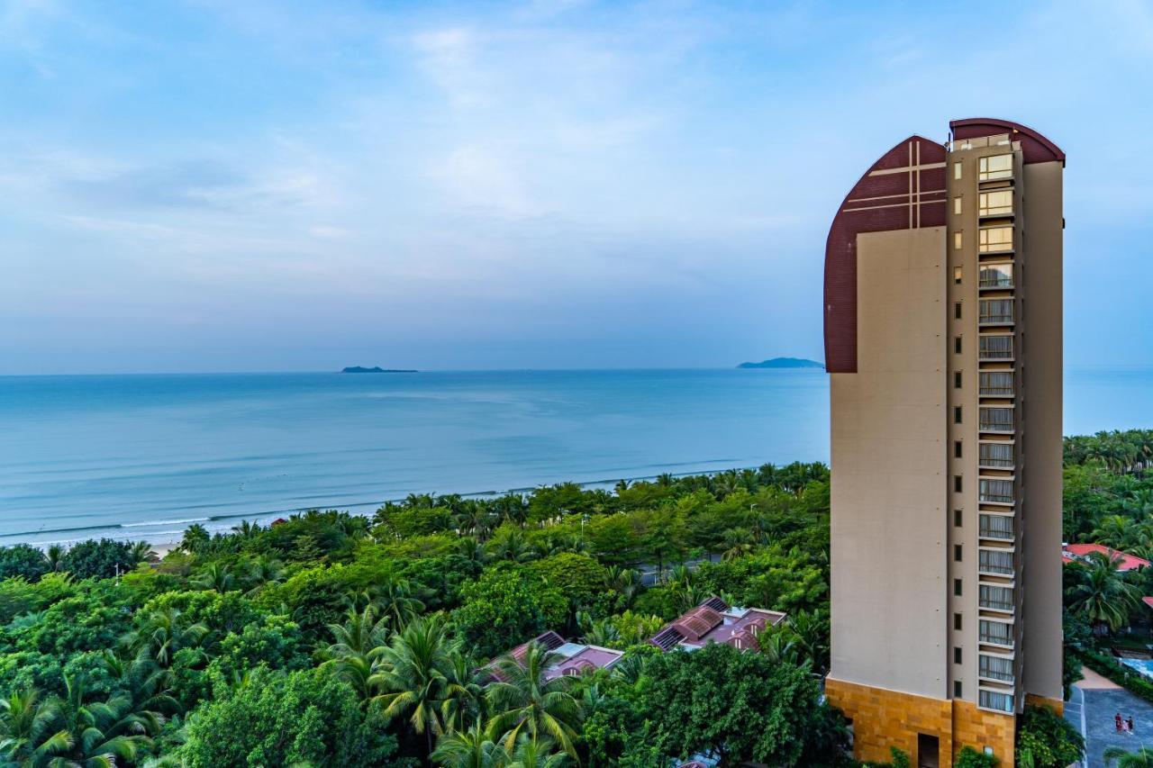 Pullman Oceanview Sanya Bay Resort & Spa Екстериор снимка