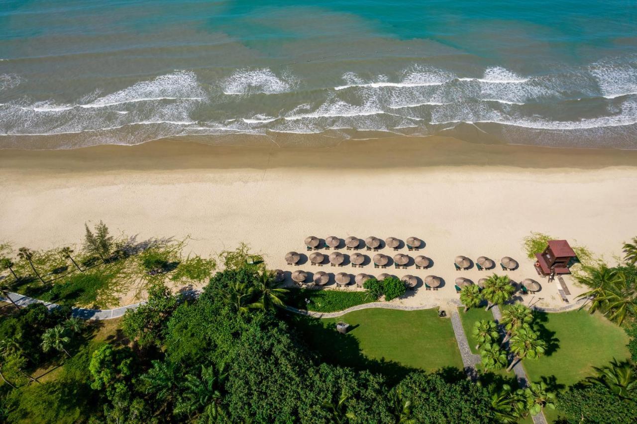 Pullman Oceanview Sanya Bay Resort & Spa Екстериор снимка